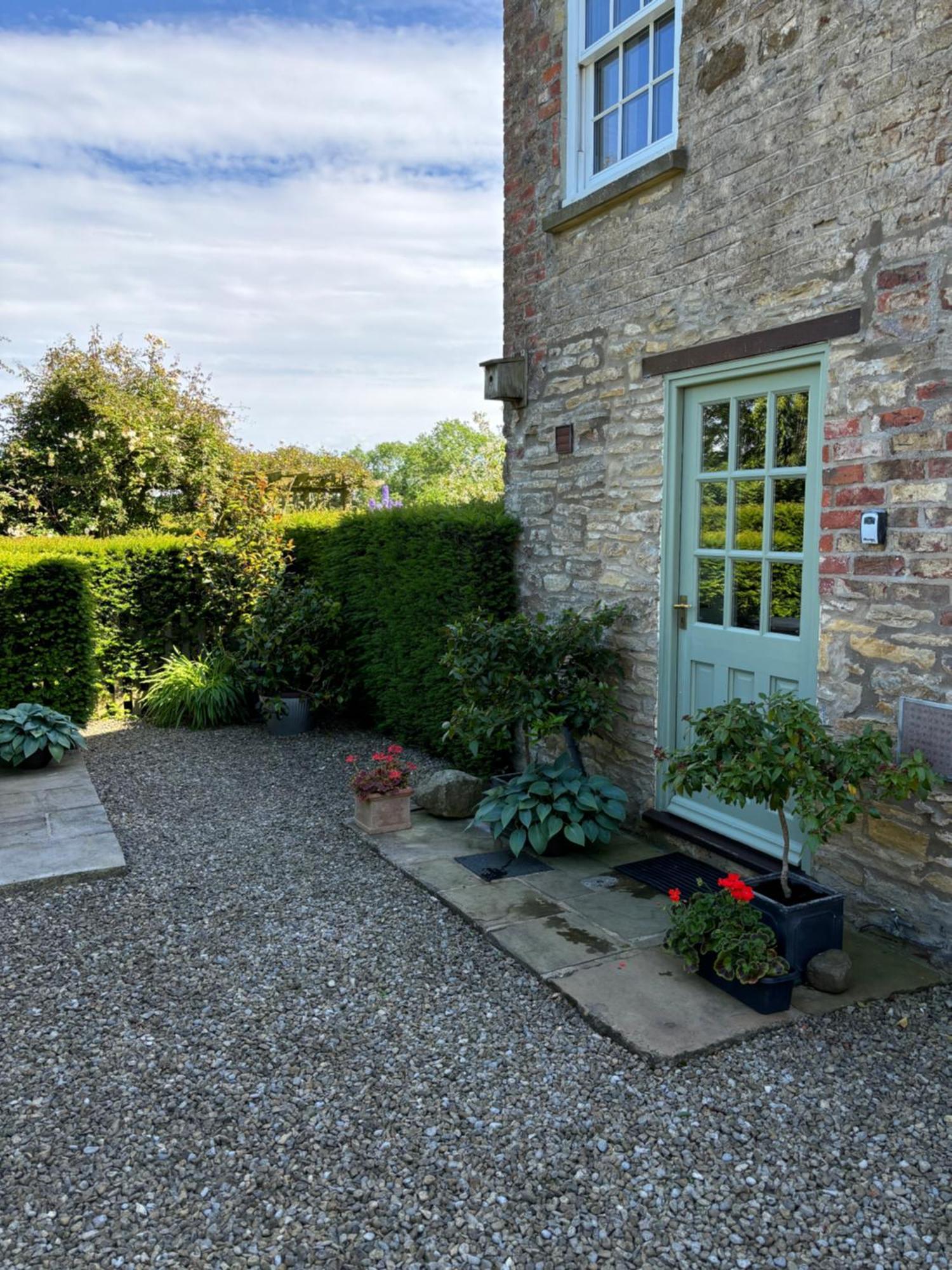 Close House Cottage York Extérieur photo